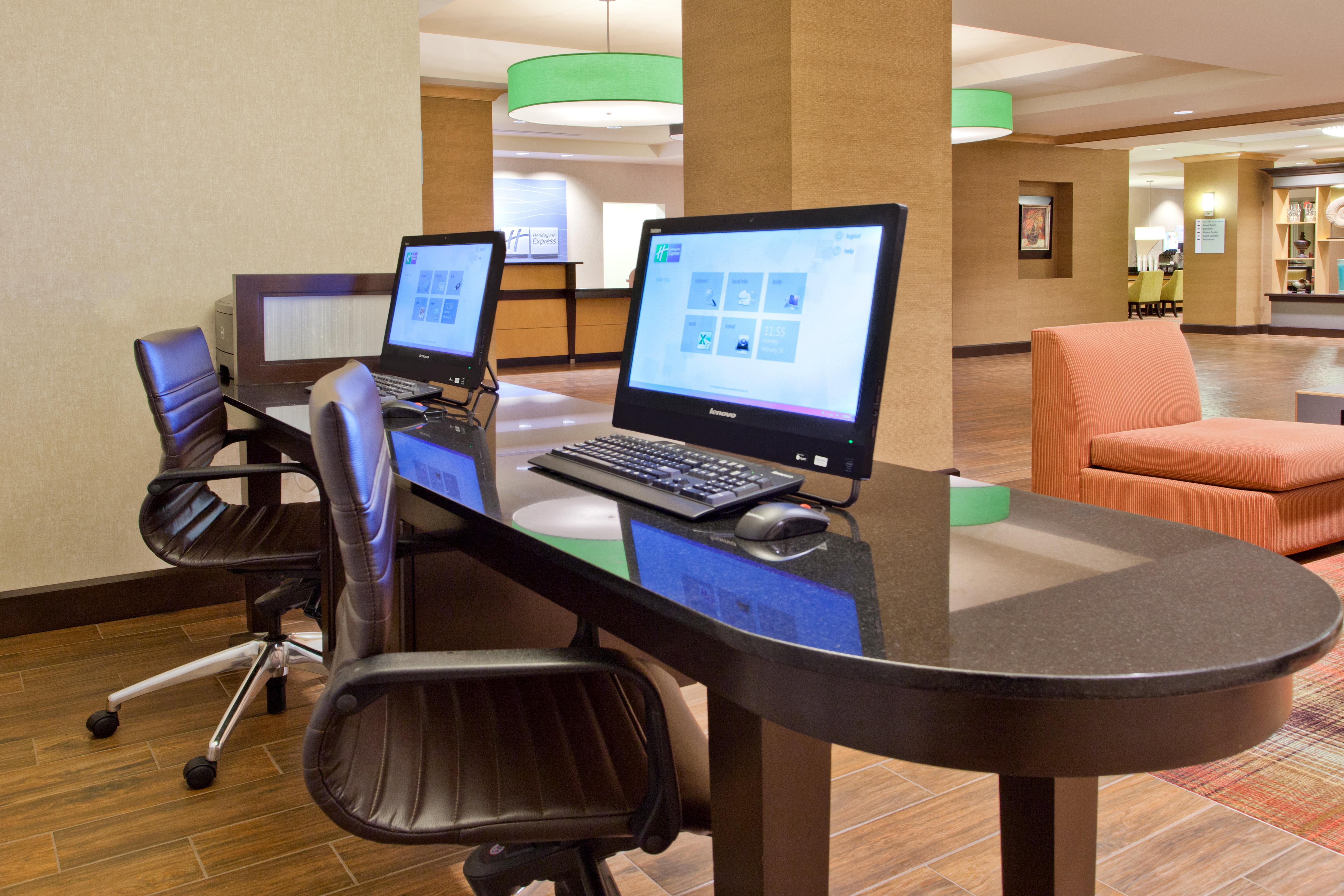 Holiday Inn Express Hotel & Suites Huntsville West - Research Park By Ihg Eksteriør billede