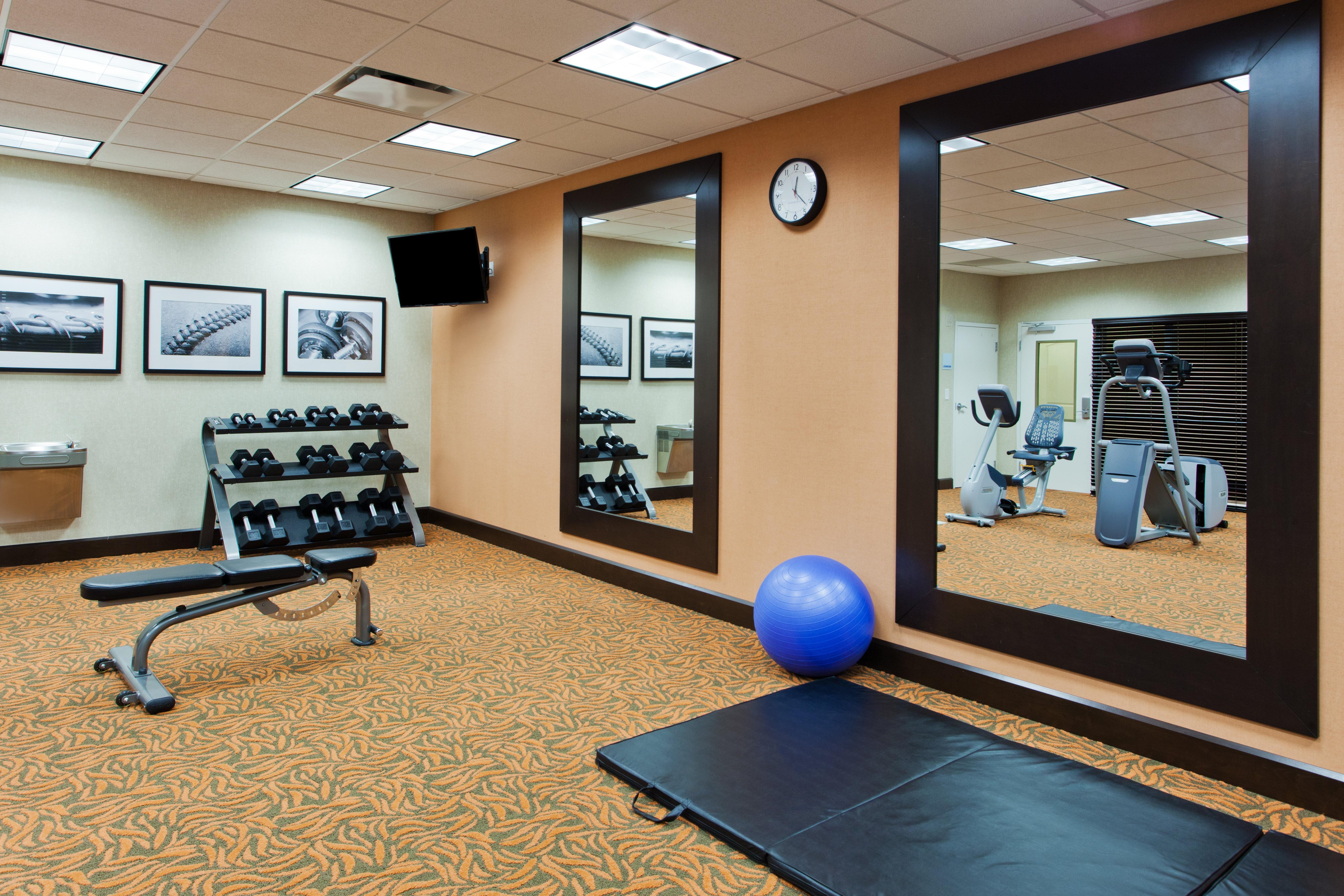 Holiday Inn Express Hotel & Suites Huntsville West - Research Park By Ihg Eksteriør billede